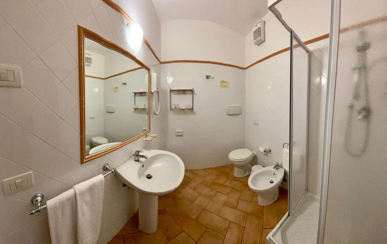 Hotel Ristorante Le Querciolaie Dei Ricci Fonteblanda Εξωτερικό φωτογραφία