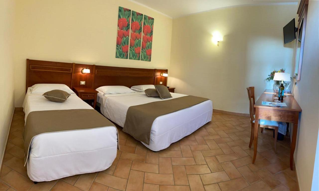 Hotel Ristorante Le Querciolaie Dei Ricci Fonteblanda Εξωτερικό φωτογραφία